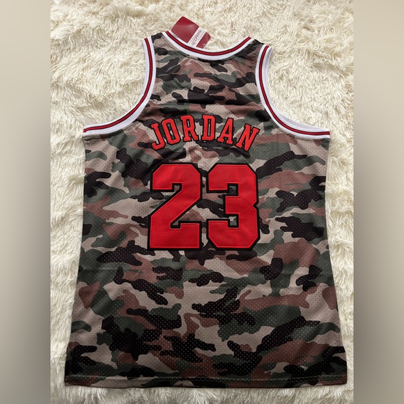 New Rare Camo Men’s Chicago Bulls Basketball Jersey - Picture 3 of 8